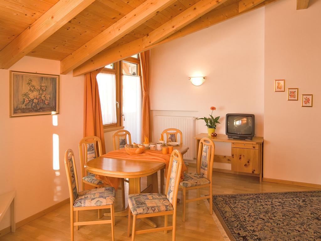 Appartements Erika Falzes Bagian luar foto