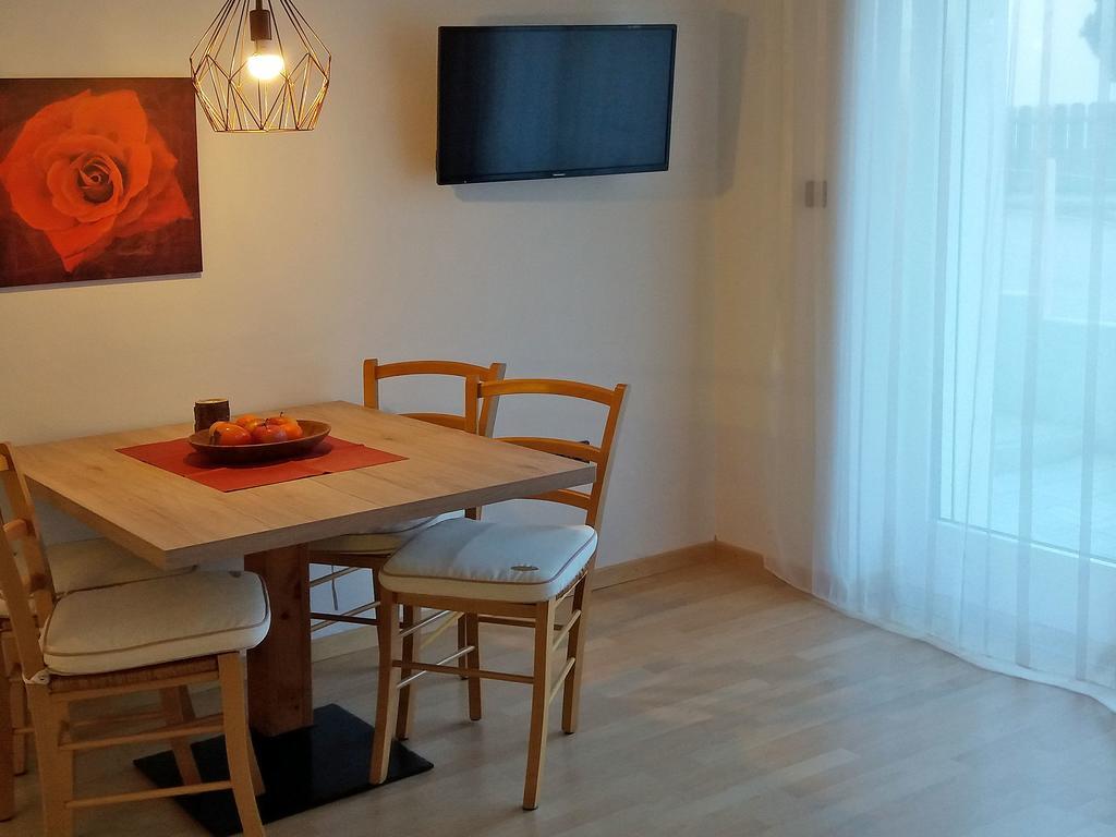 Appartements Erika Falzes Bagian luar foto
